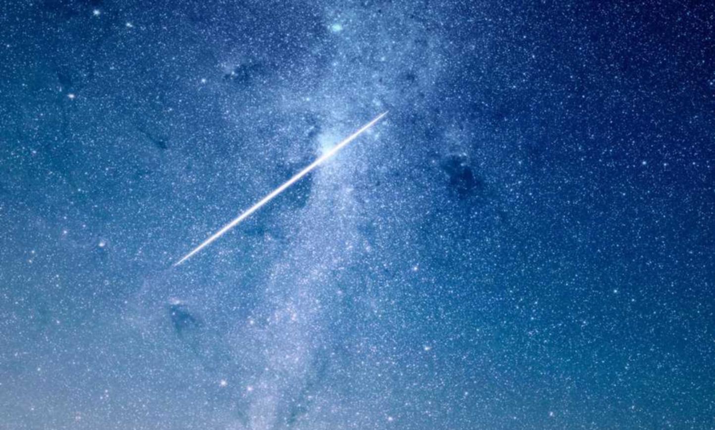 万道武神:特价商品平台女装代理