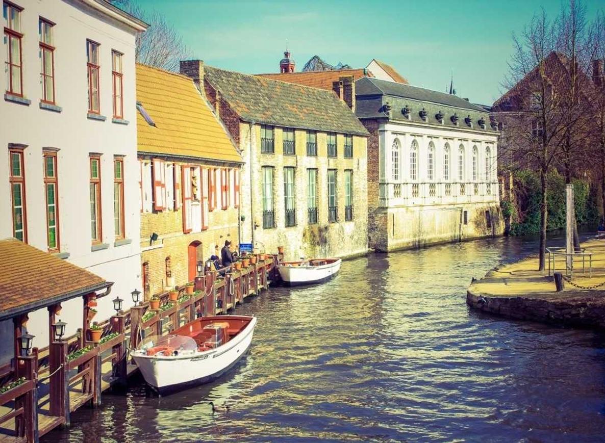 民生通讯实名账号：企业注册代理需要多少钱