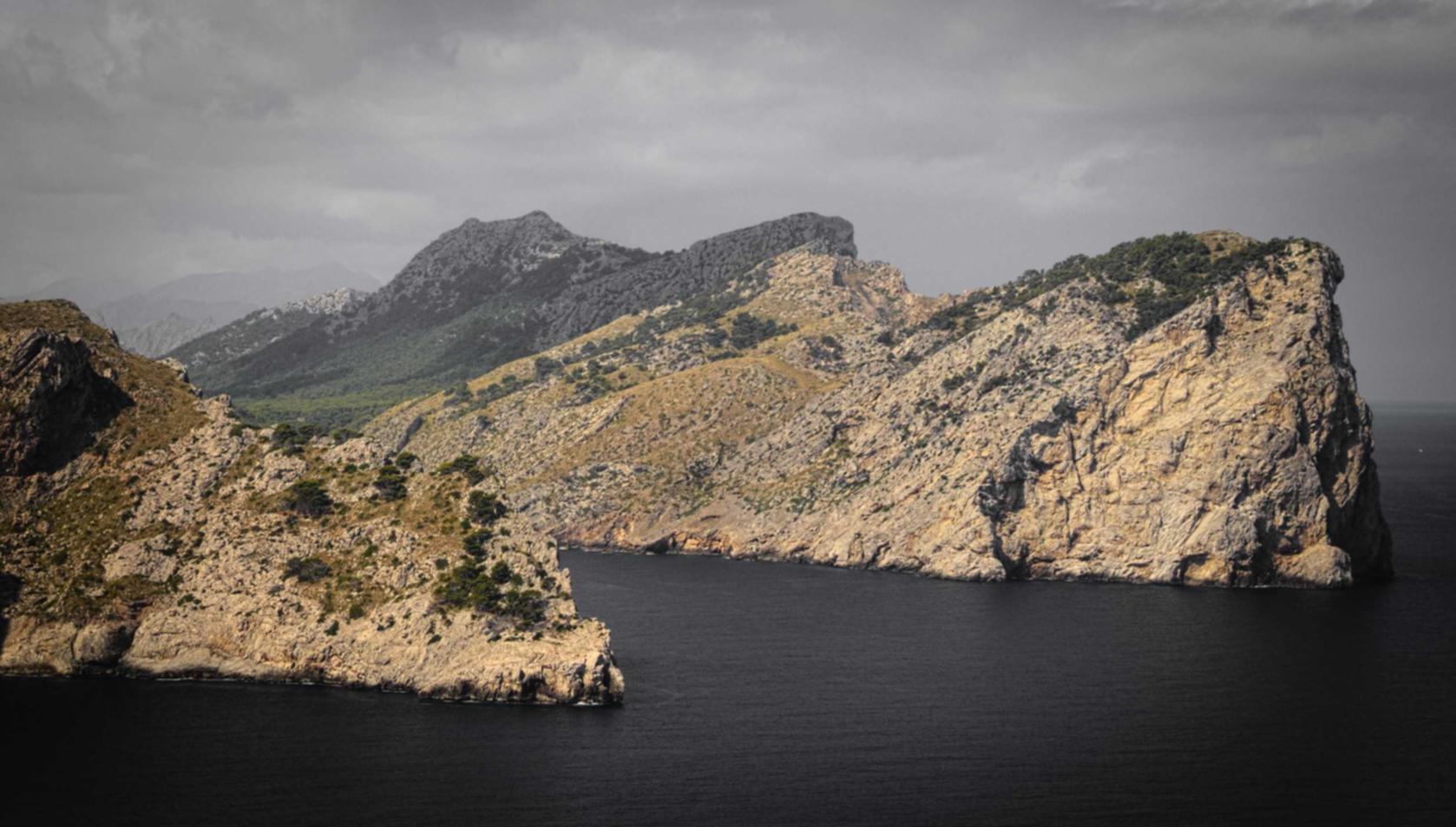 方盒万宝路草莓双爆珠:传奇代理平台加盟骗局